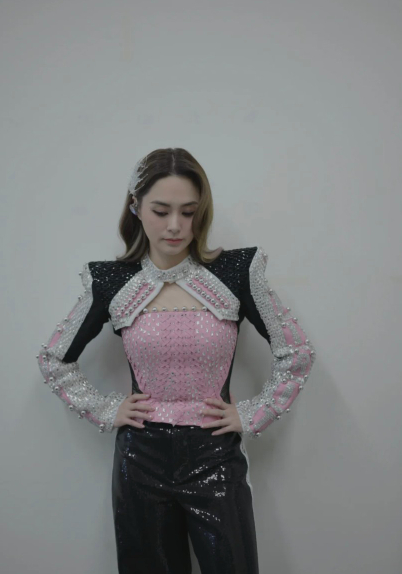 阿嬌公開後台相獲盛讚