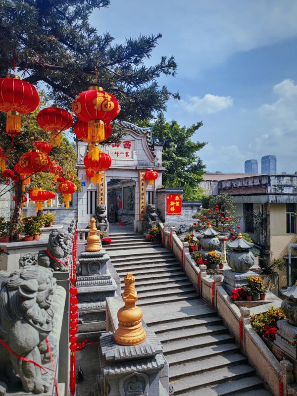 西山寺(圖片來源:小紅書@林書書) 西山寺(圖片來源:小紅書@林書書)