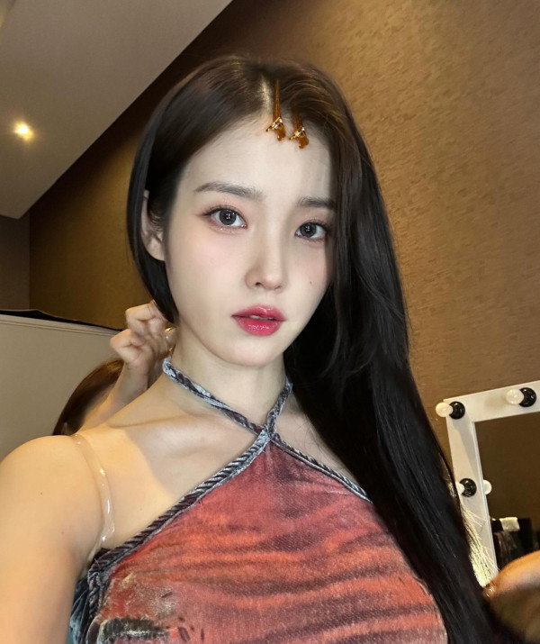 3大膚色穿搭建議｜白皙、冷色調膚色 IG@dlwlrma