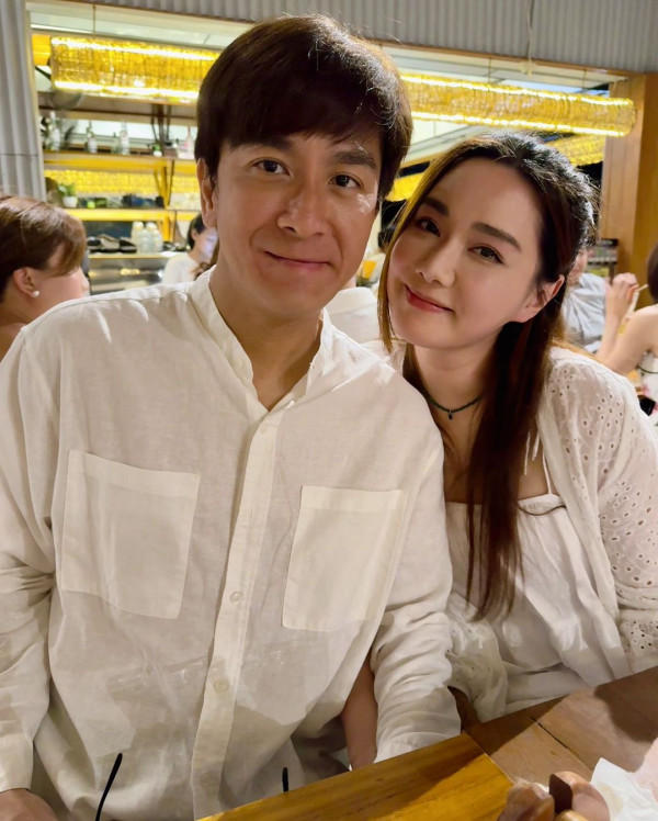 TVB視帝馬國明被內地網友巧遇親民合照 搭高鐵坐二等座獲讚貼地