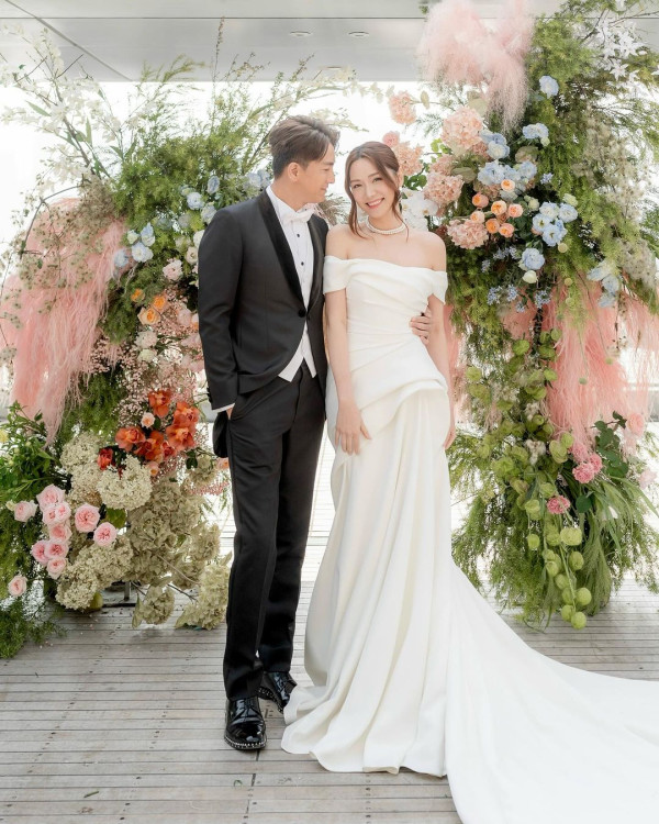 TVB視帝馬國明被內地網友巧遇親民合照 搭高鐵坐二等座獲讚貼地