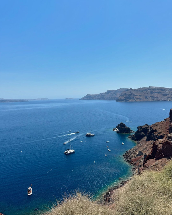 《東張西望》主持遊希臘曬比堅尼照 超火辣身材震撼網民眼球 