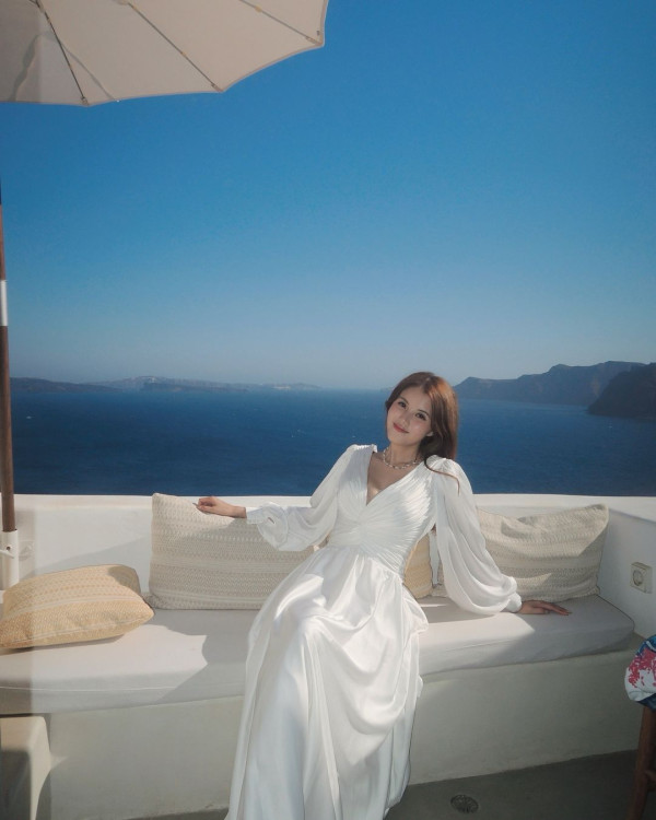 陳煒與老公結婚兩周年蜜遊日本 被熱情奈良鹿仔「攻擊」敏感部位 