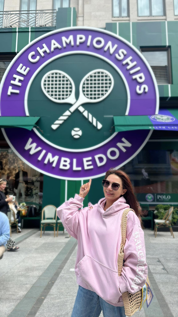 郭富城妻子方媛到埗米蘭名牌手袋即被搶 內含重要資料：還有機會找到嗎？ 