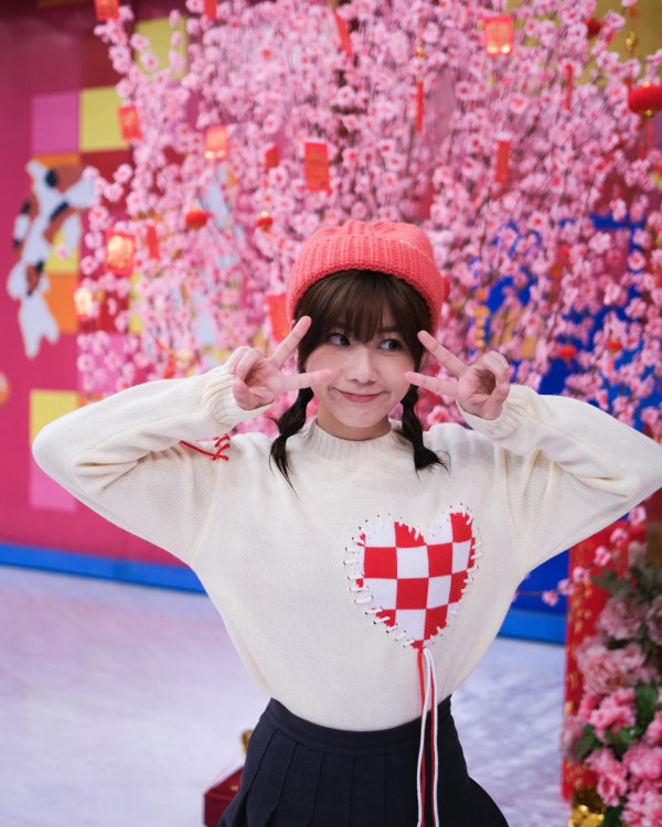 張家朗孖法籍女友蜜遊沖繩 曬石垣島打卡合照罕有放閃 