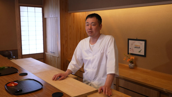 感動味蕾美食餐廳100強關西篇｜周奕瑋全新日本旅遊節目每集景點 推介必食黑毛和牛燒肉/隱世壽司店、串燒店 