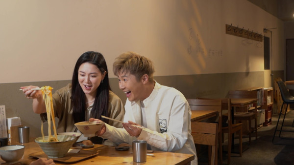 感動味蕾美食餐廳100強關西篇｜周奕瑋全新日本旅遊節目每集景點 推介必食黑毛和牛燒肉/隱世壽司店、串燒店 