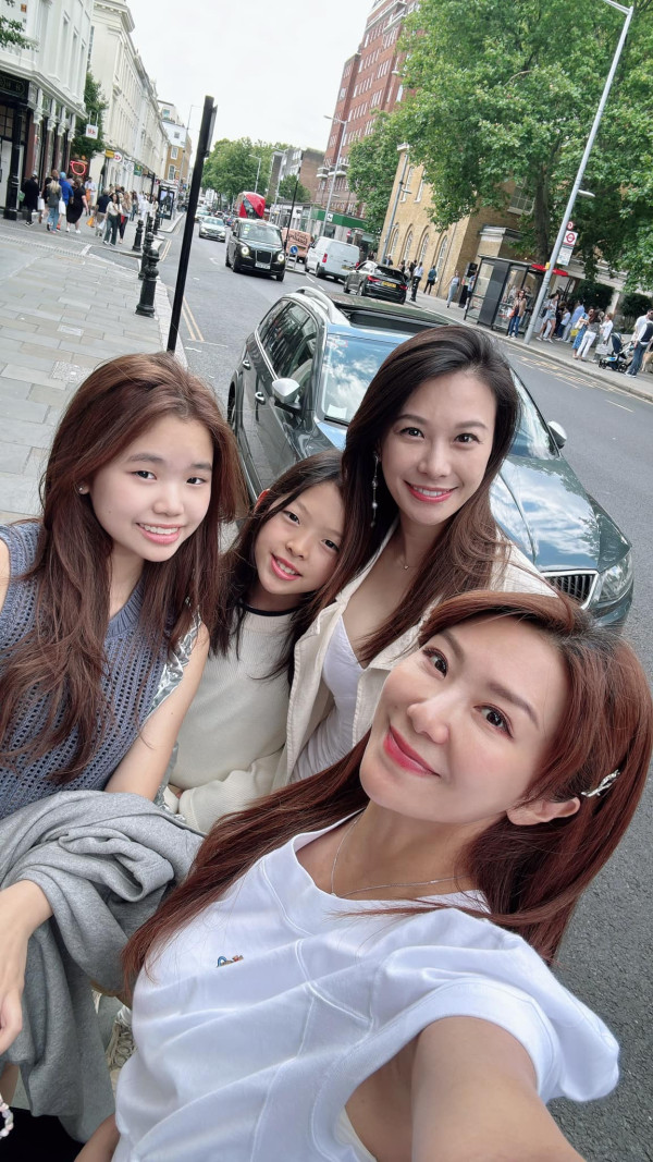 郭富城妻子方媛到埗米蘭名牌手袋即被搶 內含重要資料：還有機會找到嗎？ 