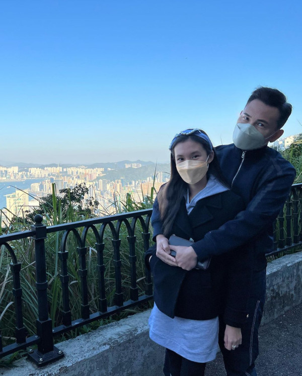 林文龍郭可盈趁暑假帶囡囡飛英國 14歲Tania亭亭玉立新造型現身