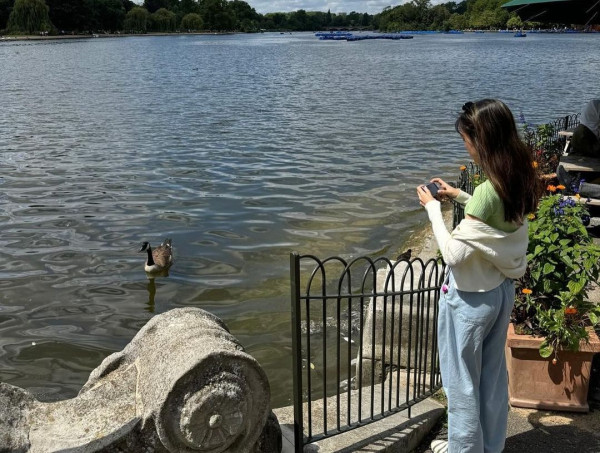 林文龍郭可盈趁暑假帶囡囡飛英國 14歲Tania亭亭玉立新造型現身