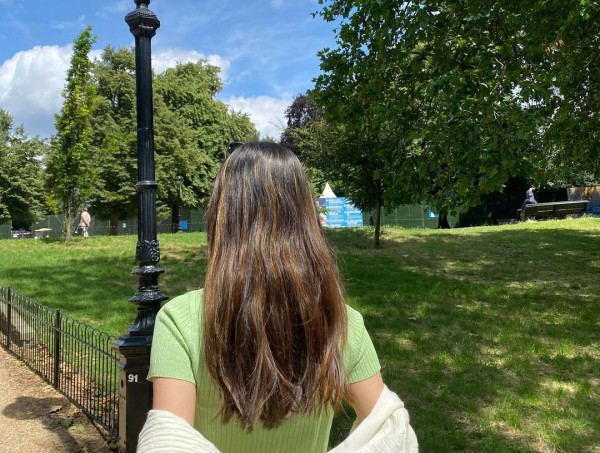 林文龍郭可盈趁暑假帶囡囡飛英國 14歲Tania亭亭玉立新造型現身