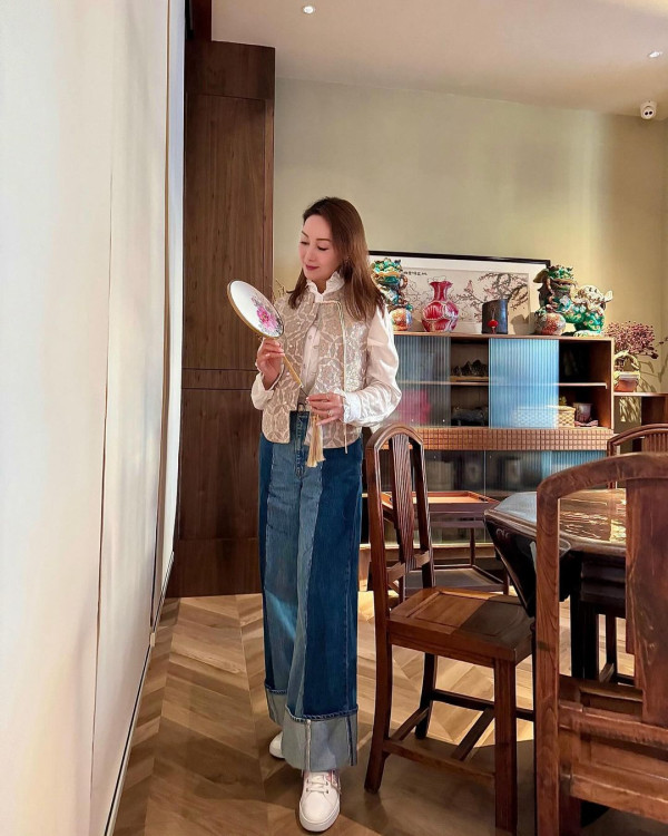 林文龍郭可盈趁暑假帶囡囡飛英國 14歲Tania亭亭玉立新造型現身