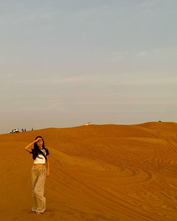 林文龍郭可盈趁暑假帶囡囡飛英國 14歲Tania亭亭玉立新造型現身