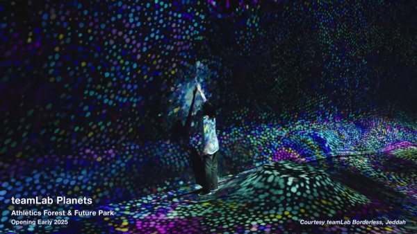 東京豐洲teamLab Planets延長至2027 新作品登場！走進水晶宇宙+光球空間 