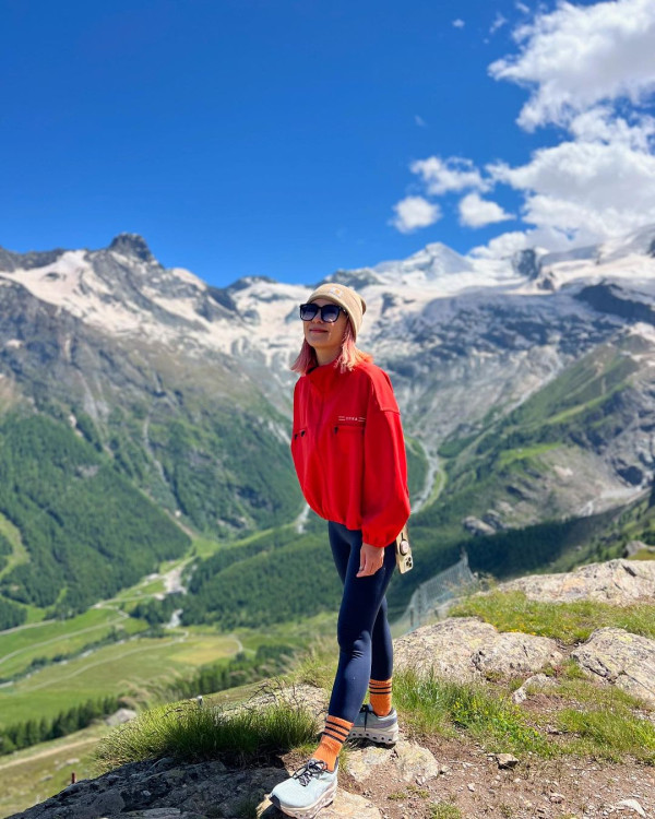 梁芷珮自爆瑞士兩奇遇 航班超賣可獲賠4位數歐羅+1晚酒店 最終一個原因say no?