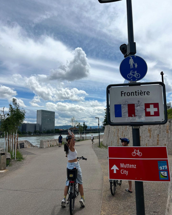 梁芷珮自爆瑞士兩奇遇 航班超賣可獲賠4位數歐羅+1晚酒店 最終一個原因say no?