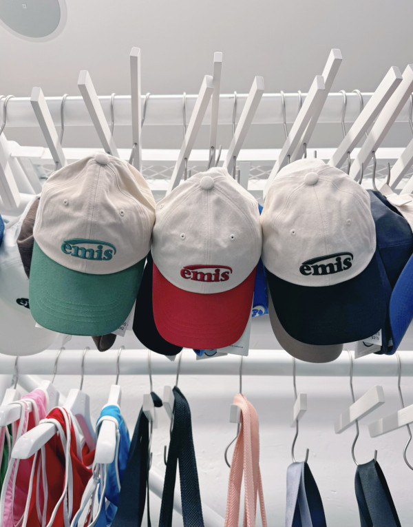 NEW LOGO BALL CAP-TWO-TONE BLACK $319