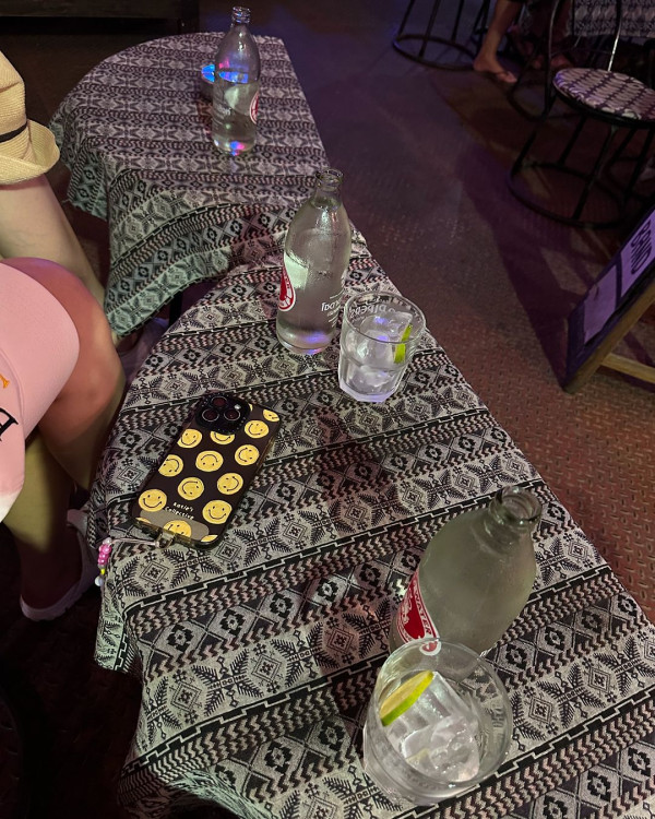 張曦雯遊泰國大曬男友視角 被指美貌進化似泰國女星？ 