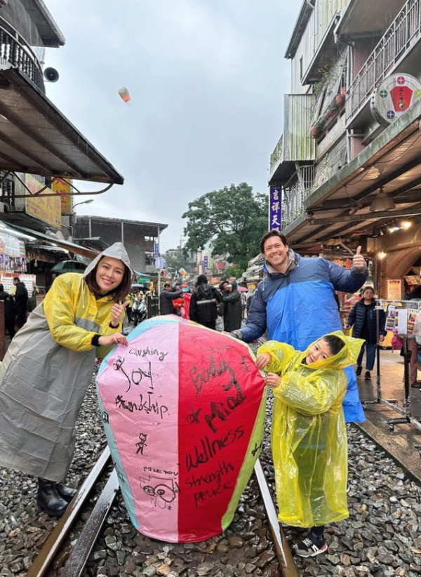 張曦雯遊泰國大曬男友視角 被指美貌進化似泰國女星？ 