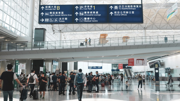 Windows死機｜微軟全球大規模死機 多國機場受到影響 HK Express：周六24班機取消 