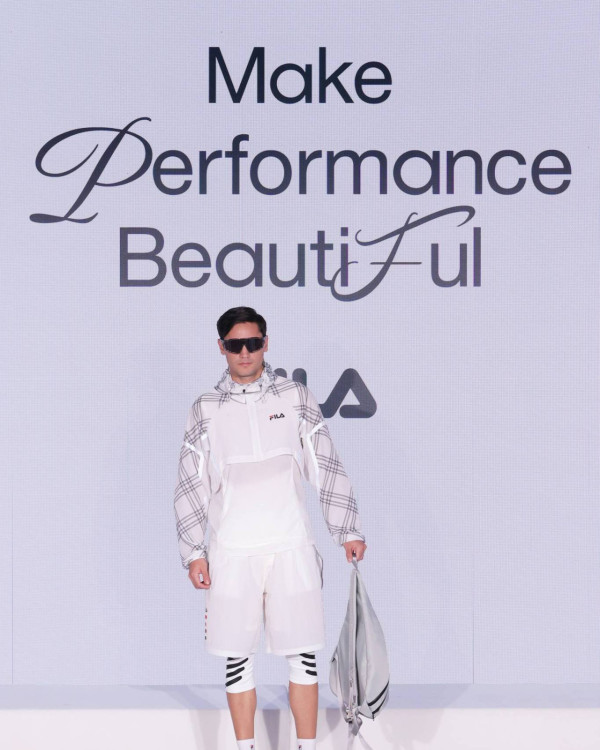 巴黎奧運|香港代表團團服曝光!開幕禮服/領獎服/休閒隊服