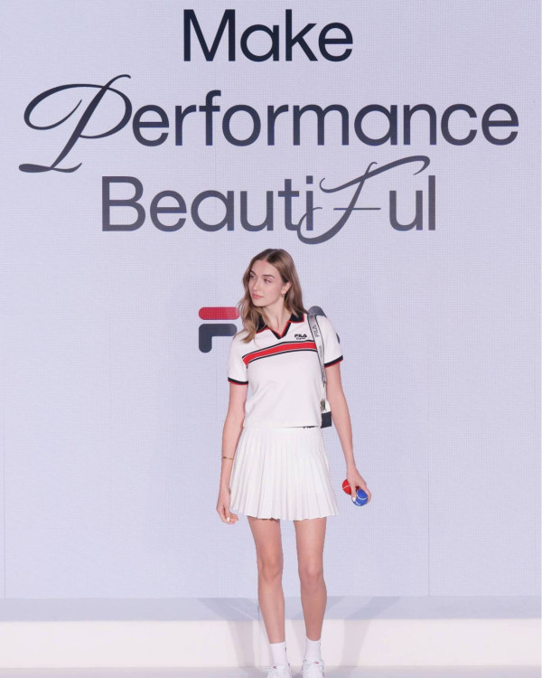 巴黎奧運|香港代表團團服曝光!開幕禮服/領獎服/休閒隊服