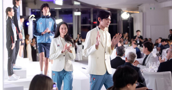 巴黎奧運|香港代表團團服曝光!開幕禮服/領獎服/休閒隊服