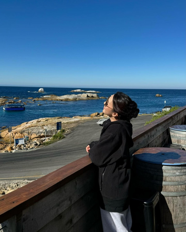 JW王灝兒遊意大利性感小背心上陣 突收Check in通知飛巴黎？真相原來是... 