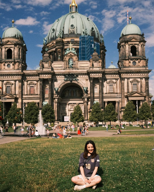 JW王灝兒遊意大利性感小背心上陣 突收Check in通知飛巴黎？真相原來是... 