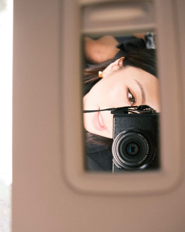 JW王灝兒遊意大利性感小背心上陣 突收Check in通知飛巴黎？真相原來是... 