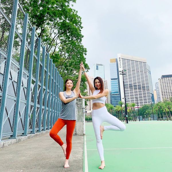 前港姐冠軍離巢後沙灘大解放！比堅尼晒噴血身材畫面養眼！ 