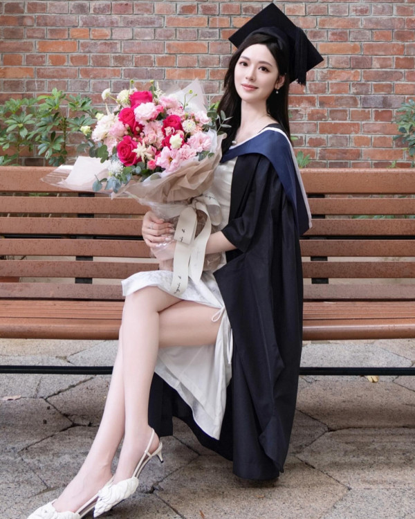 馮盈盈莊子璇清純學生照