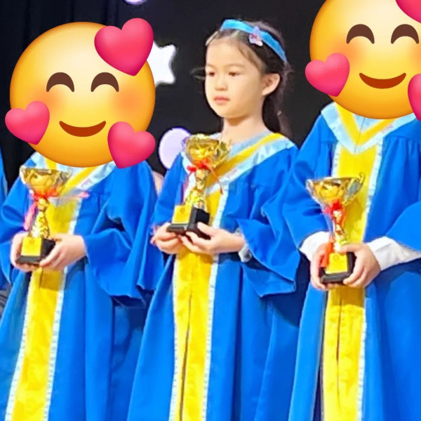 TVB「御用師奶」李漫芬哥哥原來係機師 書展出書獲全家總動員支持 