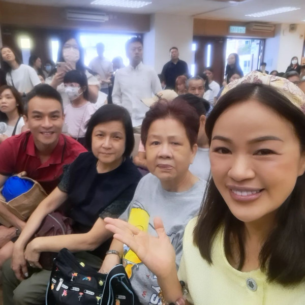 TVB「御用師奶」李漫芬哥哥原來係機師 書展出書獲全家總動員支持 