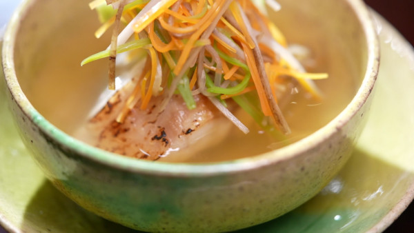 感動味蕾美食餐廳100強關西篇｜周奕瑋全新日本旅遊節目每集景點 推介必食黑毛和牛燒肉/隱世壽司店、串燒店 