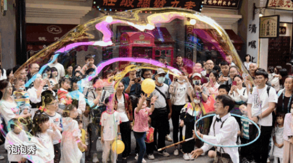 佛山爆紅新景區「廣東千古情」 70年代復古街區/超過20個特色劇院及表演場地/實景騷 