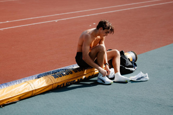 2024巴黎奧運男神運動員5. 瑞典撐竿跳飛人 Armand Mondo Duplantis