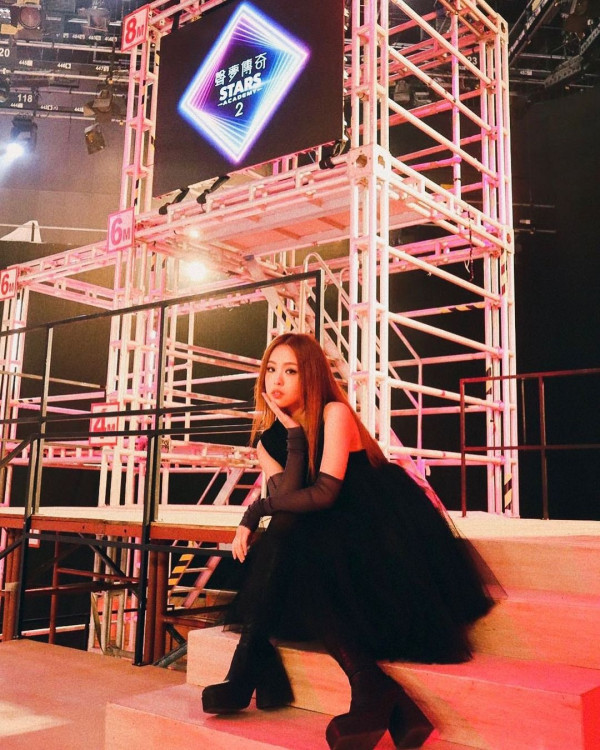 2024巴黎奧運｜無綫歌手被錯認為「劍后」江旻憓 爆媽媽狂收恭喜訊息：話多謝我栽培 