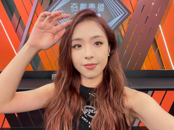 2024巴黎奧運｜無綫歌手被錯認為「劍后」江旻憓 爆媽媽狂收恭喜訊息：話多謝我栽培 