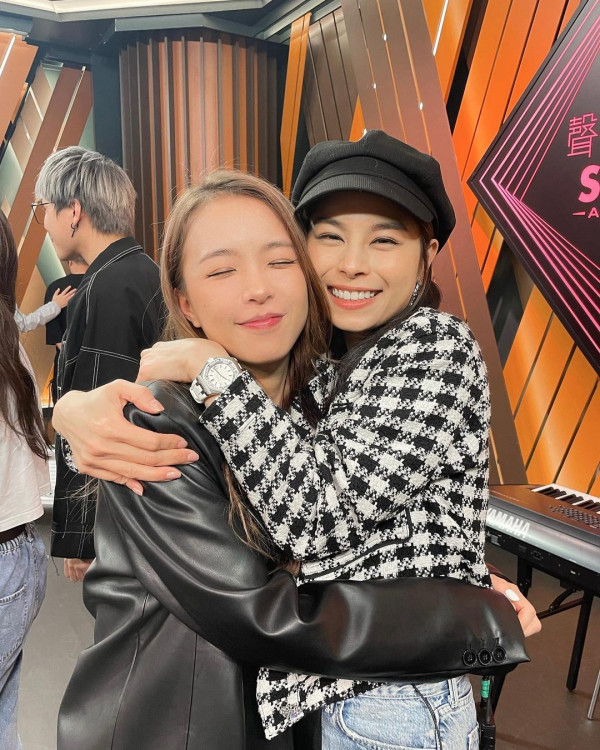 2024巴黎奧運｜無綫歌手被錯認為「劍后」江旻憓 爆媽媽狂收恭喜訊息：話多謝我栽培 