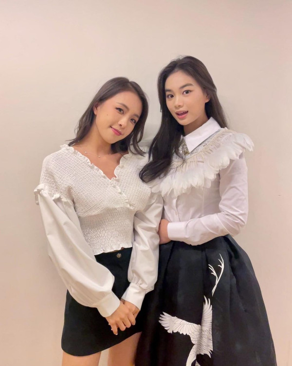 2024巴黎奧運｜無綫歌手被錯認為「劍后」江旻憓 爆媽媽狂收恭喜訊息：話多謝我栽培 