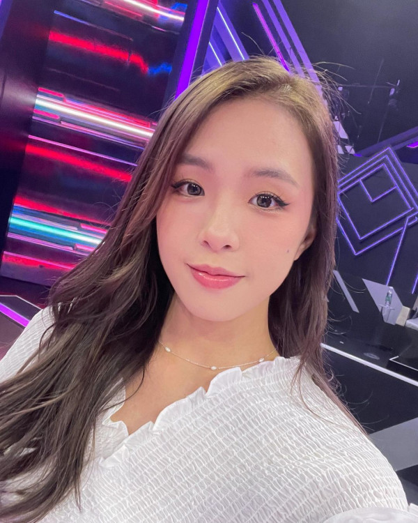 2024巴黎奧運｜無綫歌手被錯認為「劍后」江旻憓 爆媽媽狂收恭喜訊息：話多謝我栽培 