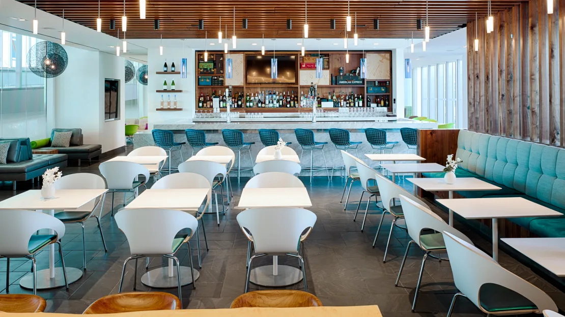 港男做錯1事被惡作劇取消機票 航空公司咁處理結局反轉 揚言回港會報警！ 