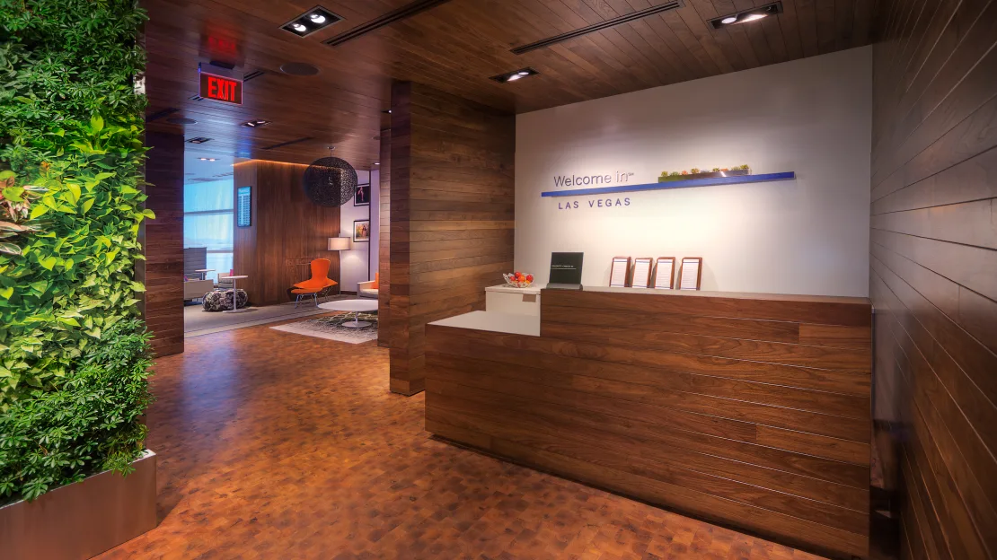 港男做錯1事被惡作劇取消機票 航空公司咁處理結局反轉 揚言回港會報警！ 