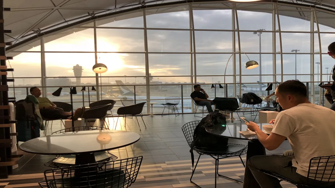 港男做錯1事被惡作劇取消機票 航空公司咁處理結局反轉 揚言回港會報警！ 