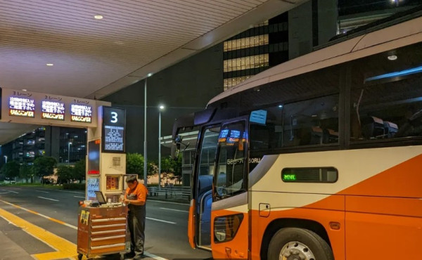 利木津巴士(Airport Limousine)(圖片來源︰klook) 利木津巴士(Airport Limousine)(圖片來源︰klook)