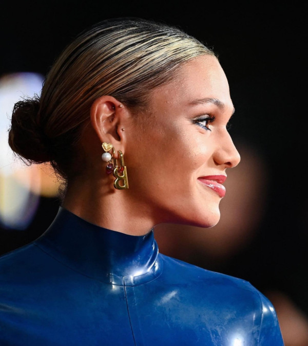 奧運選手紅毯造型|3. Trinity Rodman