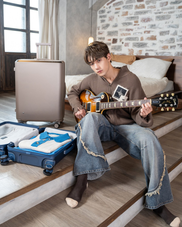 網民形容Jeffrey「靚仔到太震撼」