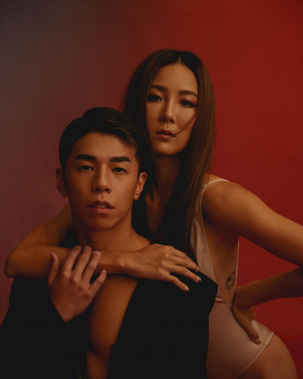 「大表嫂」李炘頤美國比堅尼曬零贅肉身材 撇甩男友Stanley 與TVB藝人好友遊迪士尼 