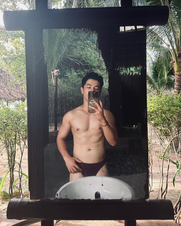 「大表嫂」李炘頤美國比堅尼曬零贅肉身材 撇甩男友Stanley 與TVB藝人好友遊迪士尼 